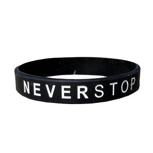 NEVER STOP - The Motivation You Wear! Blk/White